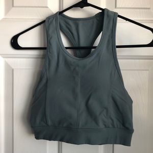 Mono B sports bra
